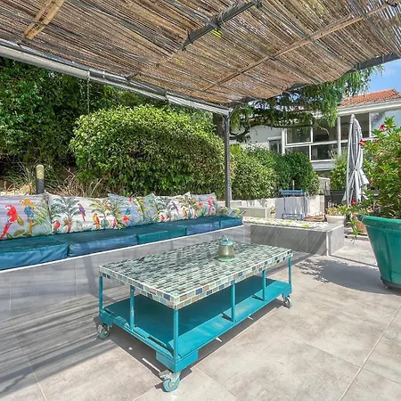 Piscine Et Jacuzzi Vakantiehuis *