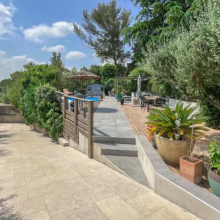 Piscine Et Jacuzzi Σπίτι διακοπών *